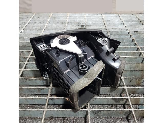 bontott CHEVROLET CAPTIVA Jobb Szellőző