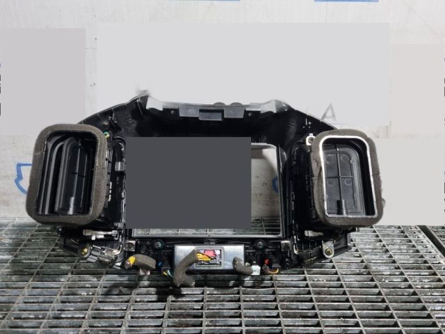 bontott CHEVROLET CAPTIVA Középső Szellőző