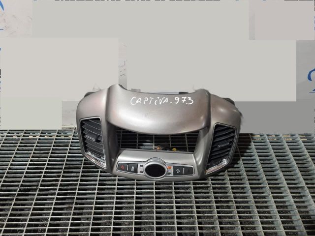 bontott CHEVROLET CAPTIVA Középső Szellőző