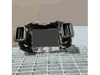 bontott CHEVROLET CAPTIVA Középső Szellőző