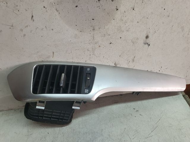 bontott CHEVROLET CAPTIVA Középső Szellőző