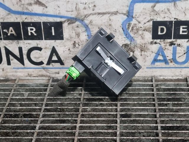 bontott CHEVROLET CAPTIVA Kulcs Nélküli Nyitás Jeladó