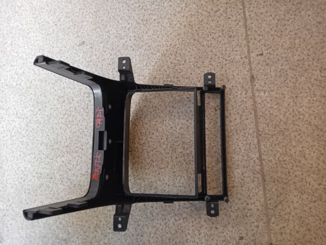 bontott CHEVROLET CAPTIVA Multifunkciós Kijelző Keret