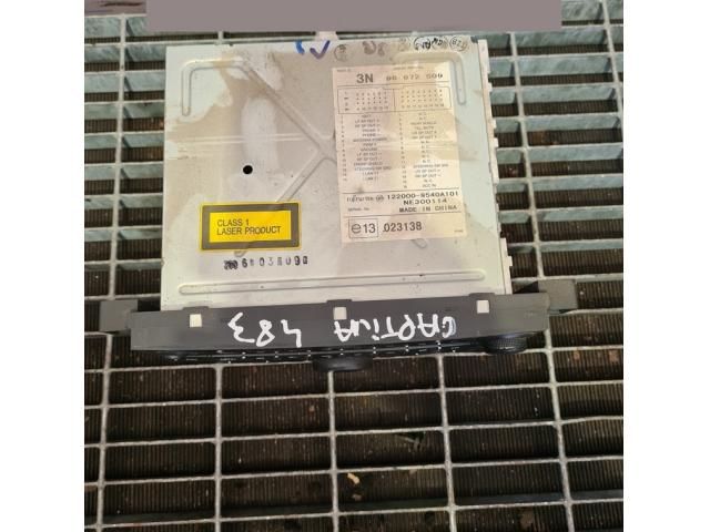 bontott CHEVROLET CAPTIVA Rádió / CD