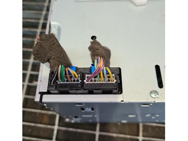 bontott CHEVROLET CAPTIVA Rádió / CD