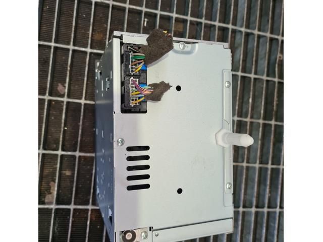 bontott CHEVROLET CAPTIVA Rádió / CD