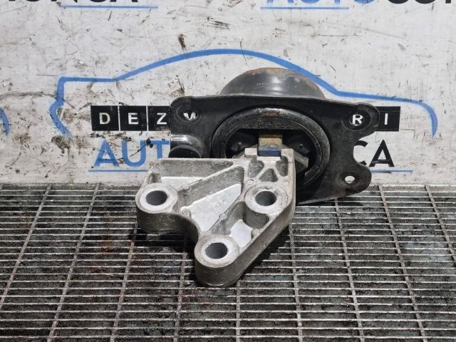 bontott CHEVROLET CAPTIVA Tartó Bak