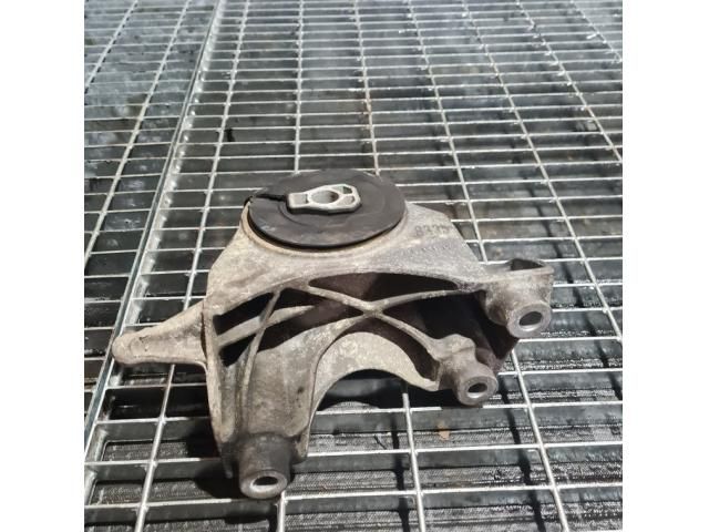 bontott CHEVROLET CAPTIVA Tartó Bak