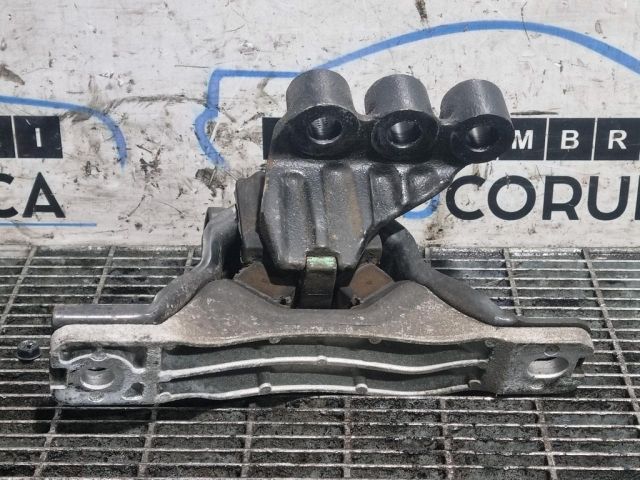 bontott CHEVROLET CAPTIVA Tartó Bak