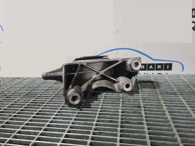 bontott CHEVROLET CAPTIVA Tartó Bak