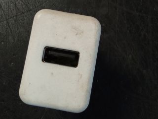 bontott CHEVROLET CAPTIVA USB Aljzat