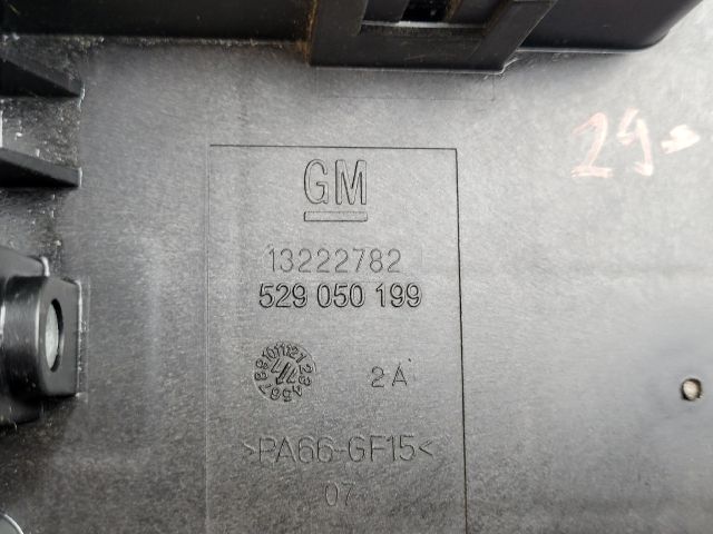 bontott CHEVROLET CRUZE Biztosítéktábla Motortér