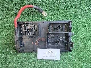 bontott CHEVROLET CRUZE Biztosítéktábla Motortér