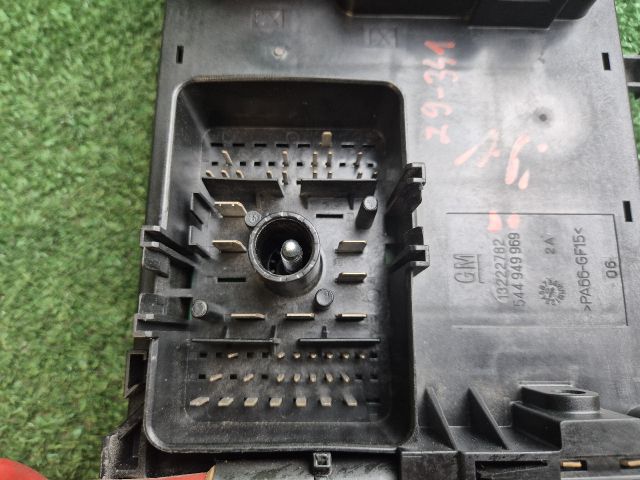 bontott CHEVROLET CRUZE Biztosítéktábla Motortér