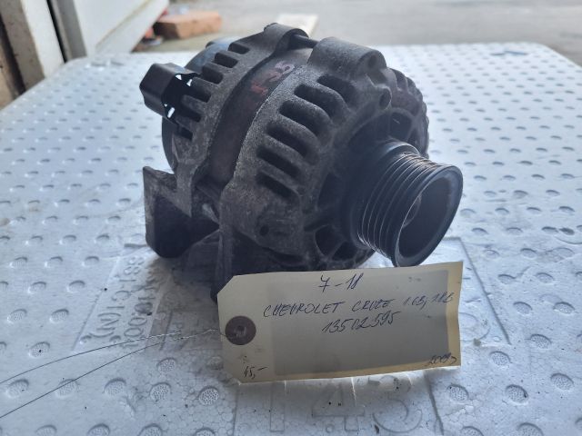 bontott CHEVROLET CRUZE Generátor