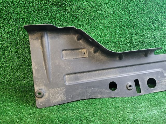 bontott CHEVROLET CRUZE Jobb Motorburkolat