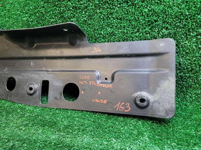 bontott CHEVROLET CRUZE Jobb Motorburkolat