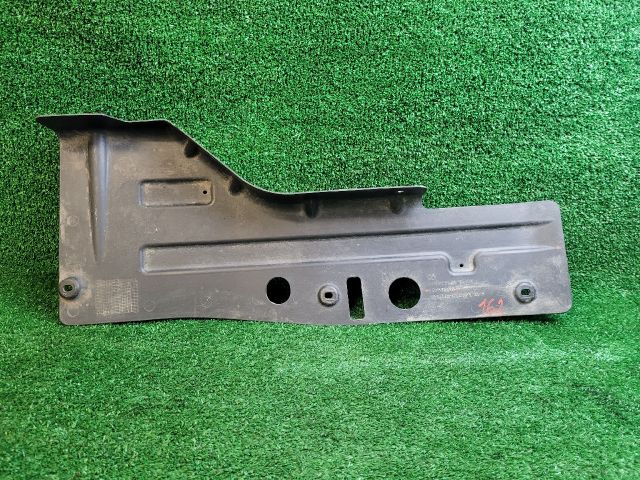 bontott CHEVROLET CRUZE Jobb Motorburkolat