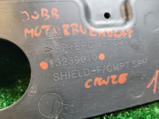 bontott CHEVROLET CRUZE Jobb Motorburkolat