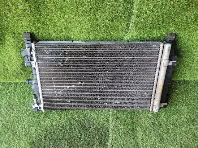 bontott CHEVROLET CRUZE Vízhűtő Radiátor (Klímás)