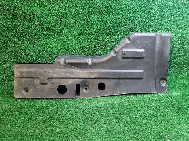 bontott CHEVROLET CRUZE Jobb Motorburkolat