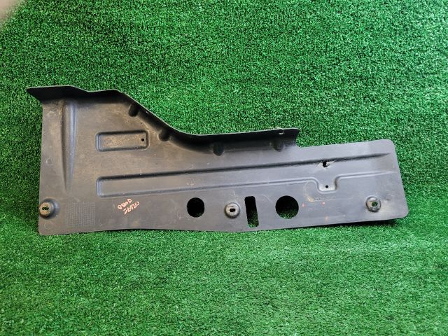 bontott CHEVROLET CRUZE Jobb Motorburkolat