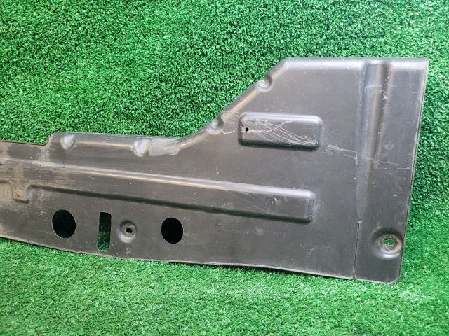 bontott CHEVROLET CRUZE Jobb Motorburkolat