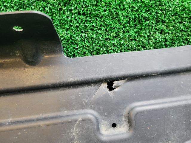 bontott CHEVROLET CRUZE Jobb Motorburkolat