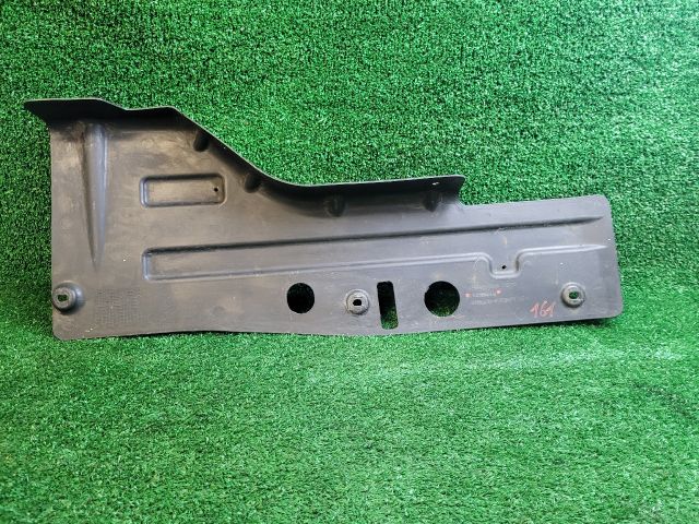 bontott CHEVROLET CRUZE Jobb Motorburkolat