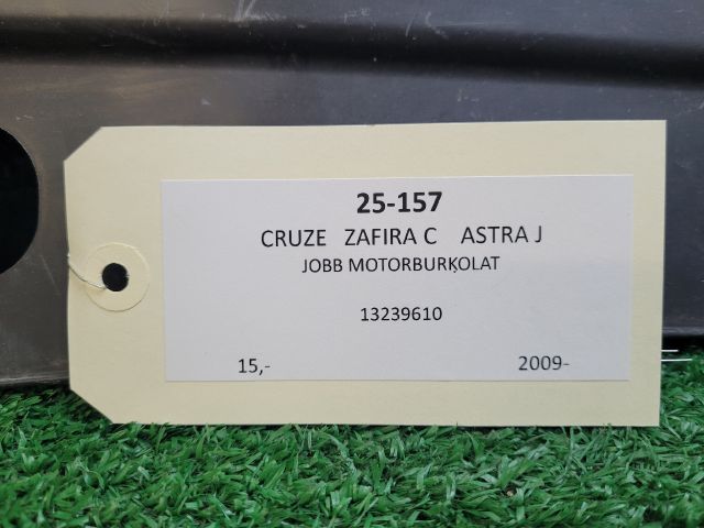 bontott CHEVROLET CRUZE Jobb Motorburkolat