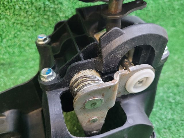 bontott CHEVROLET CRUZE Váltó Kulissza