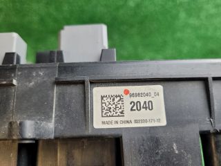 bontott CHEVROLET CRUZE Biztosítéktábla Motortér