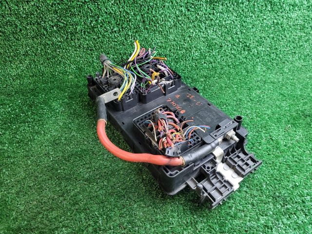 bontott CHEVROLET CRUZE Biztosítéktábla Motortér