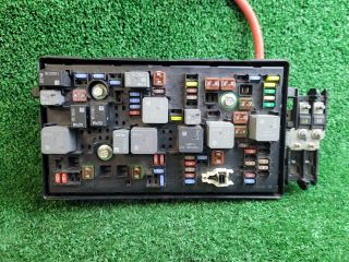 bontott CHEVROLET CRUZE Biztosítéktábla Motortér