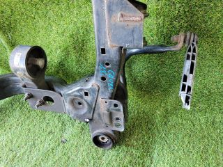 bontott CHEVROLET CRUZE Első Bölcső