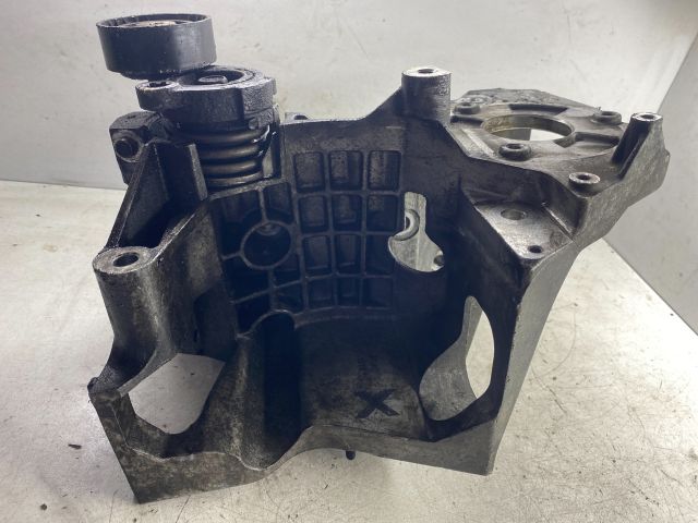 bontott CHEVROLET CRUZE Generátor Tartó Bak