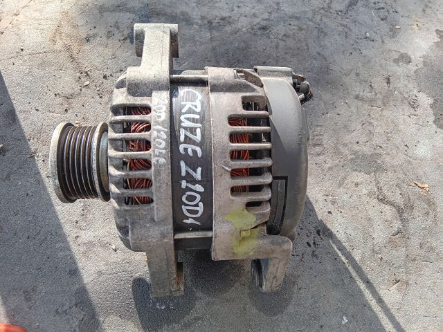 bontott CHEVROLET CRUZE Generátor