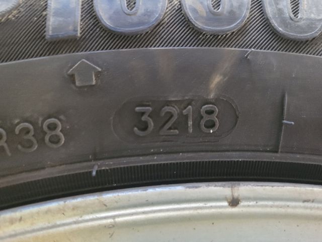 bontott CHEVROLET CRUZE Alufelni Szett Gumival