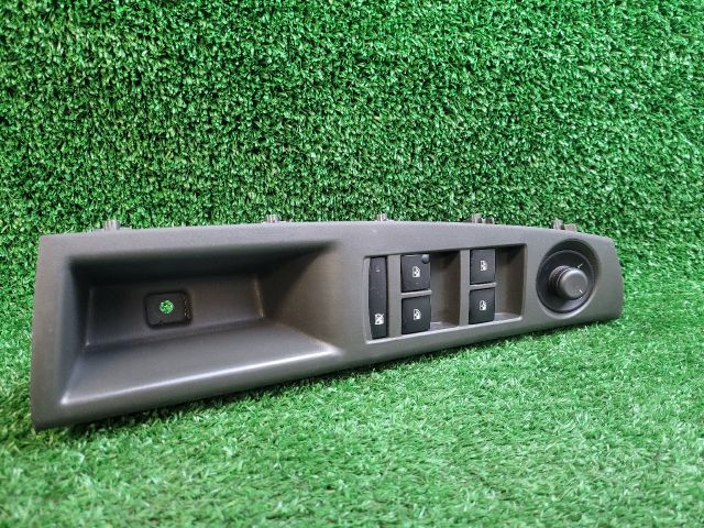 bontott CHEVROLET CRUZE Bal első Ablakemelő Kapcsoló