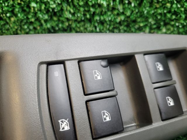 bontott CHEVROLET CRUZE Bal első Ablakemelő Kapcsoló