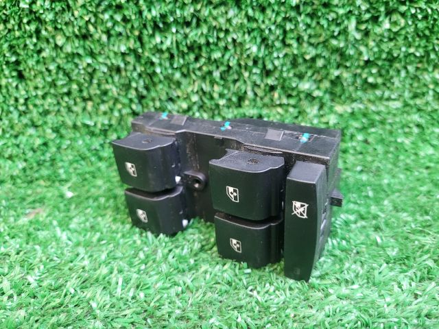 bontott CHEVROLET CRUZE Bal első Ablakemelő Kapcsoló