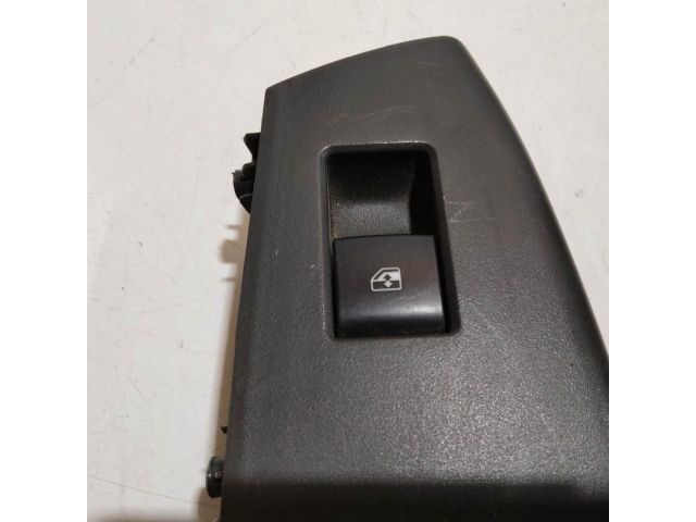 bontott CHEVROLET CRUZE Bal hátsó Ablakemelő Kapcsoló