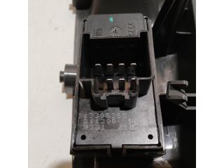 bontott CHEVROLET CRUZE Bal hátsó Ablakemelő Kapcsoló