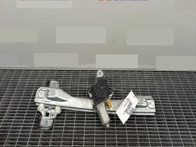 bontott CHEVROLET CRUZE Bal hátsó Ablakemelő Szerkezet (Elektromos)