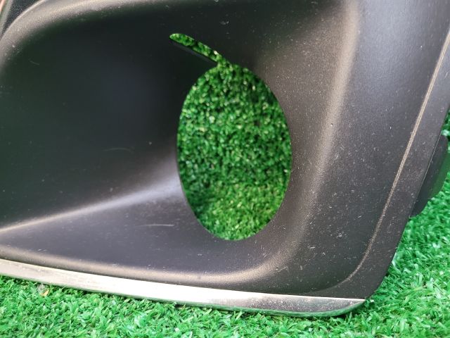 bontott CHEVROLET CRUZE Bal Ködlámpa Rács