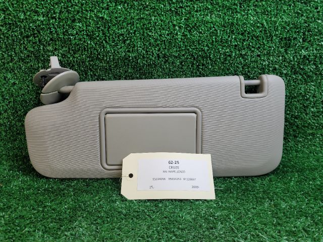 bontott CHEVROLET CRUZE Bal Napellenző