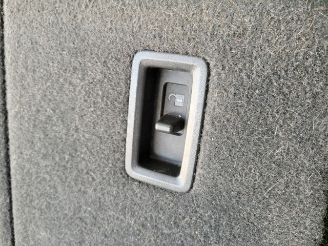 bontott CHEVROLET CRUZE Csomagtér Tálca