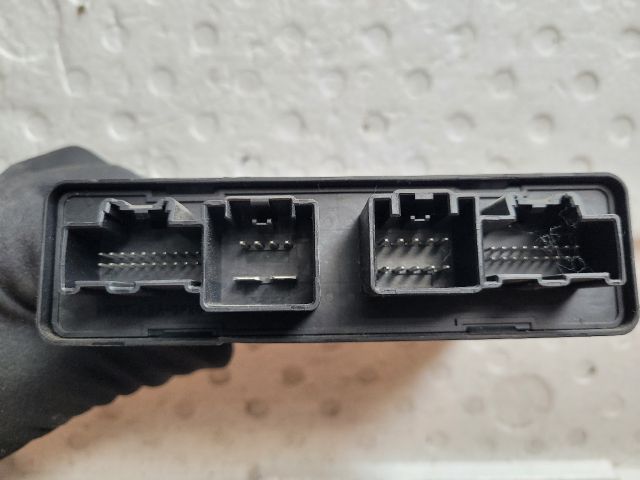 bontott CHEVROLET CRUZE Elektronika (Magában)