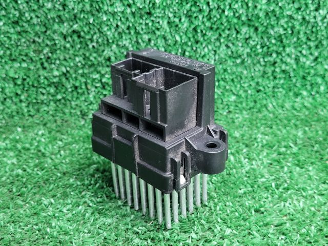 bontott CHEVROLET CRUZE Előtét Ellenállás Fűtőmotor