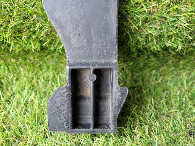 bontott CHEVROLET CRUZE Első Lökhárító Alsó (Műanyag)